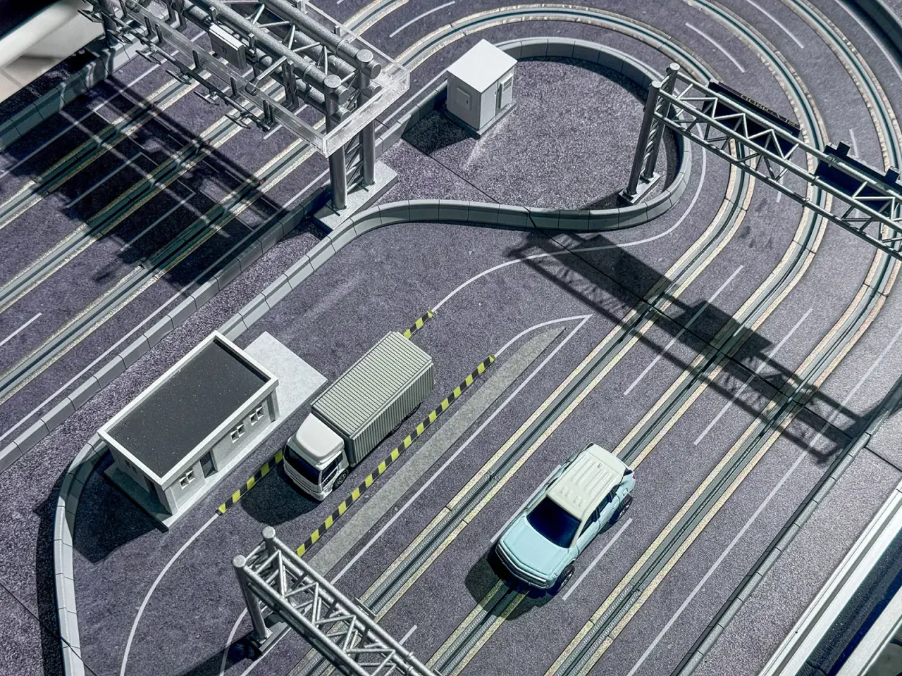 FETCi | Interactive Electronic Toll Collection Model — project photograph 10