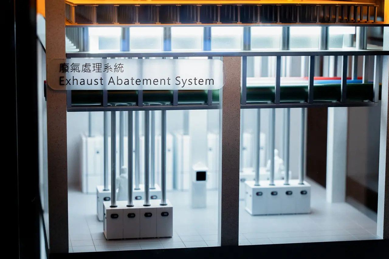 TSC | Three-Level Semiconductor Facility Model — project photograph 6