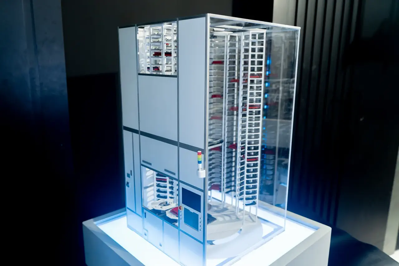 TSC | Automated Warehouse System Model — project photograph 7