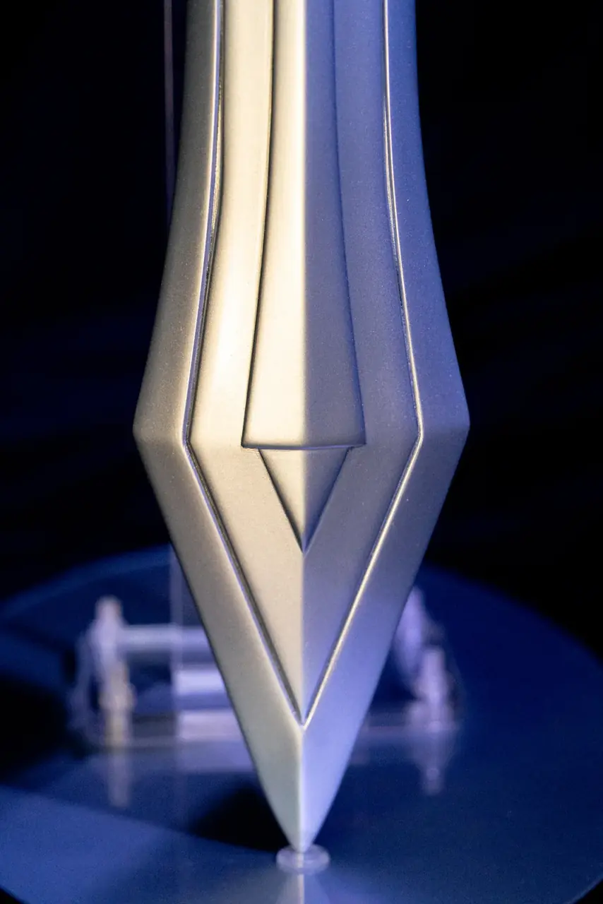 Noble Reincarnation | Life-Size Leviathan Water Sword — project photograph 6
