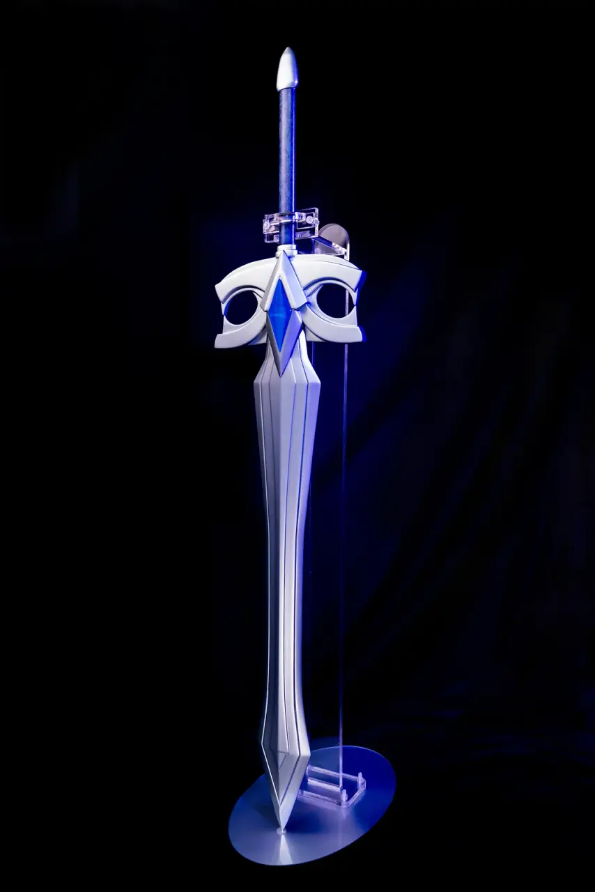 Noble Reincarnation | Life-Size Leviathan Water Sword — project photograph 3