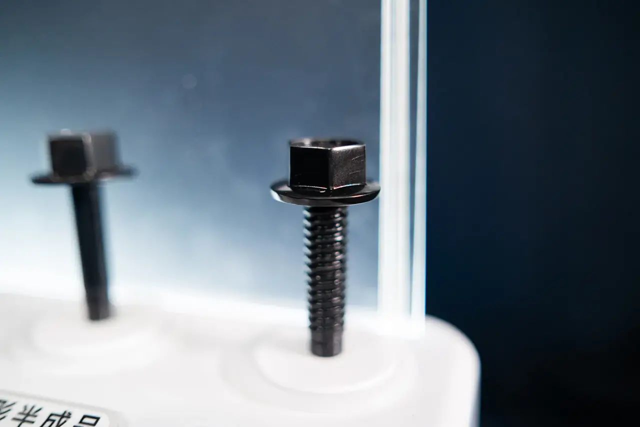 MIRDC | Enlarged Screw and Fastener Process Models — project photograph 7