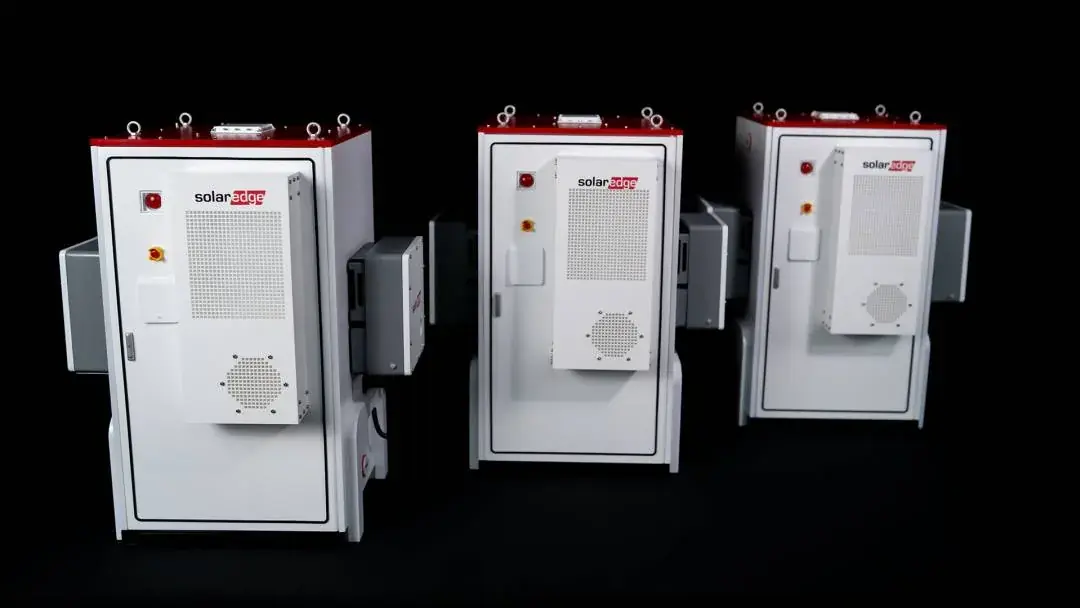 SolarEdge | Modular Equipment Cabinets with Moving Parts