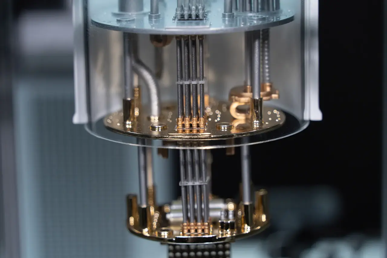 TSRI | Upgraded Quantum Computer Display Model — project photograph 4