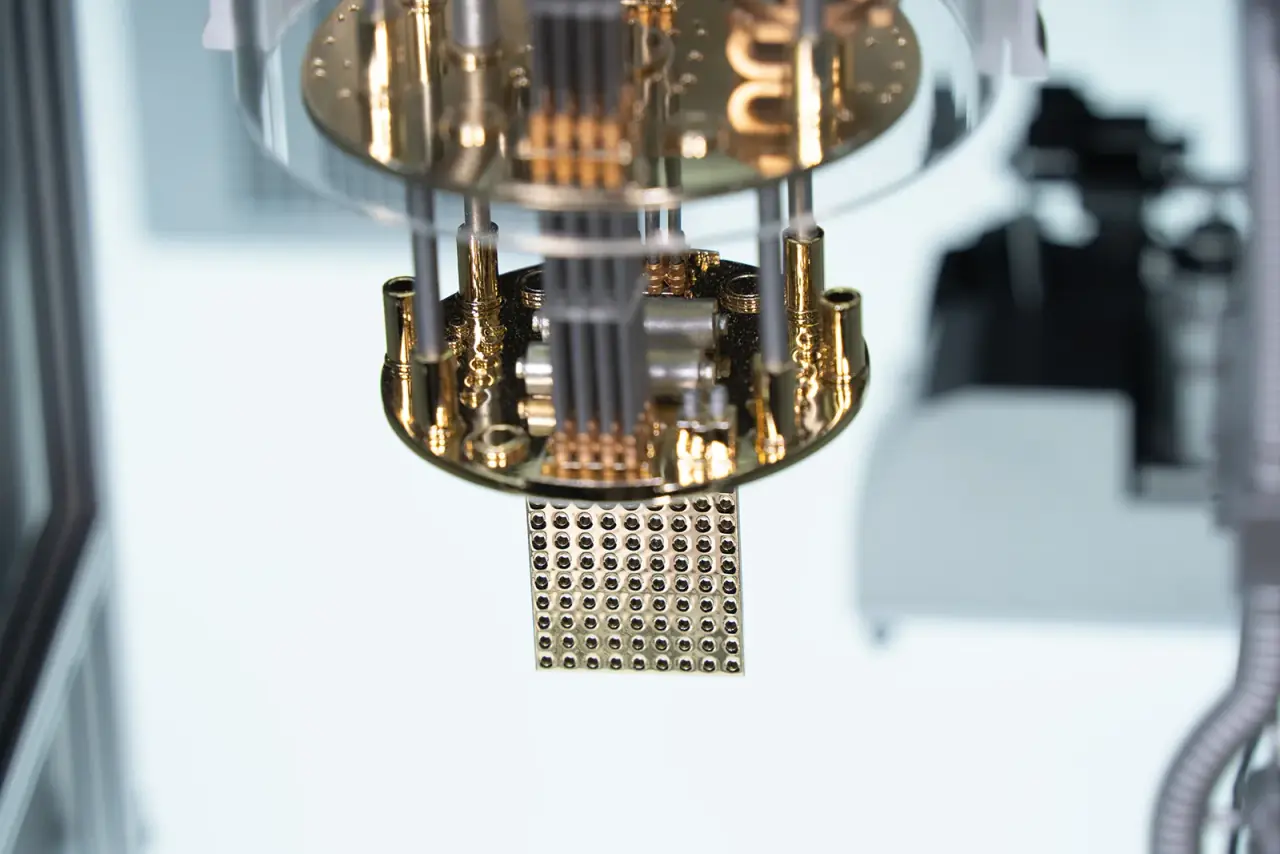 TSRI | Upgraded Quantum Computer Display Model — project photograph 9