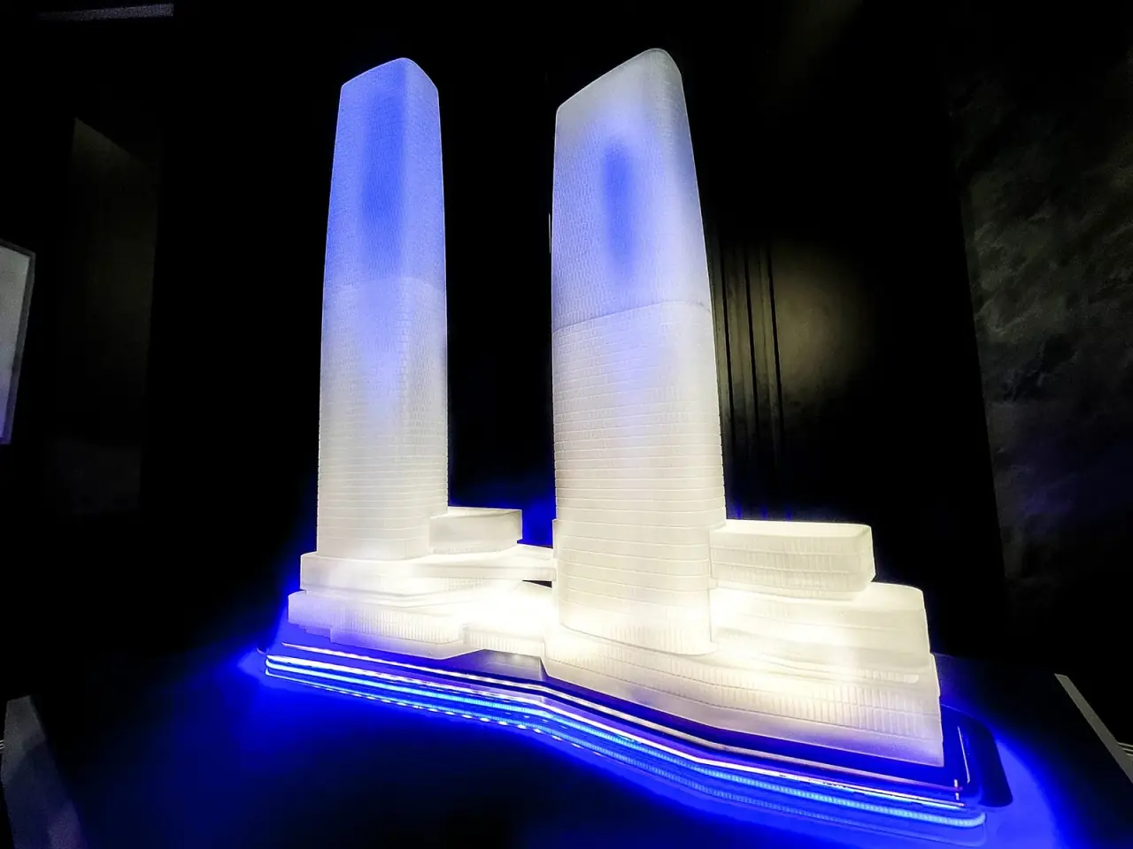 Taipei Twin Towers | Groundbreaking Ceremony Model — project photograph 4